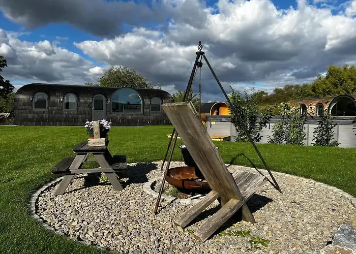 Tirolian North, Whirlpool, Sauna, Lagerfeuer * Bundorf